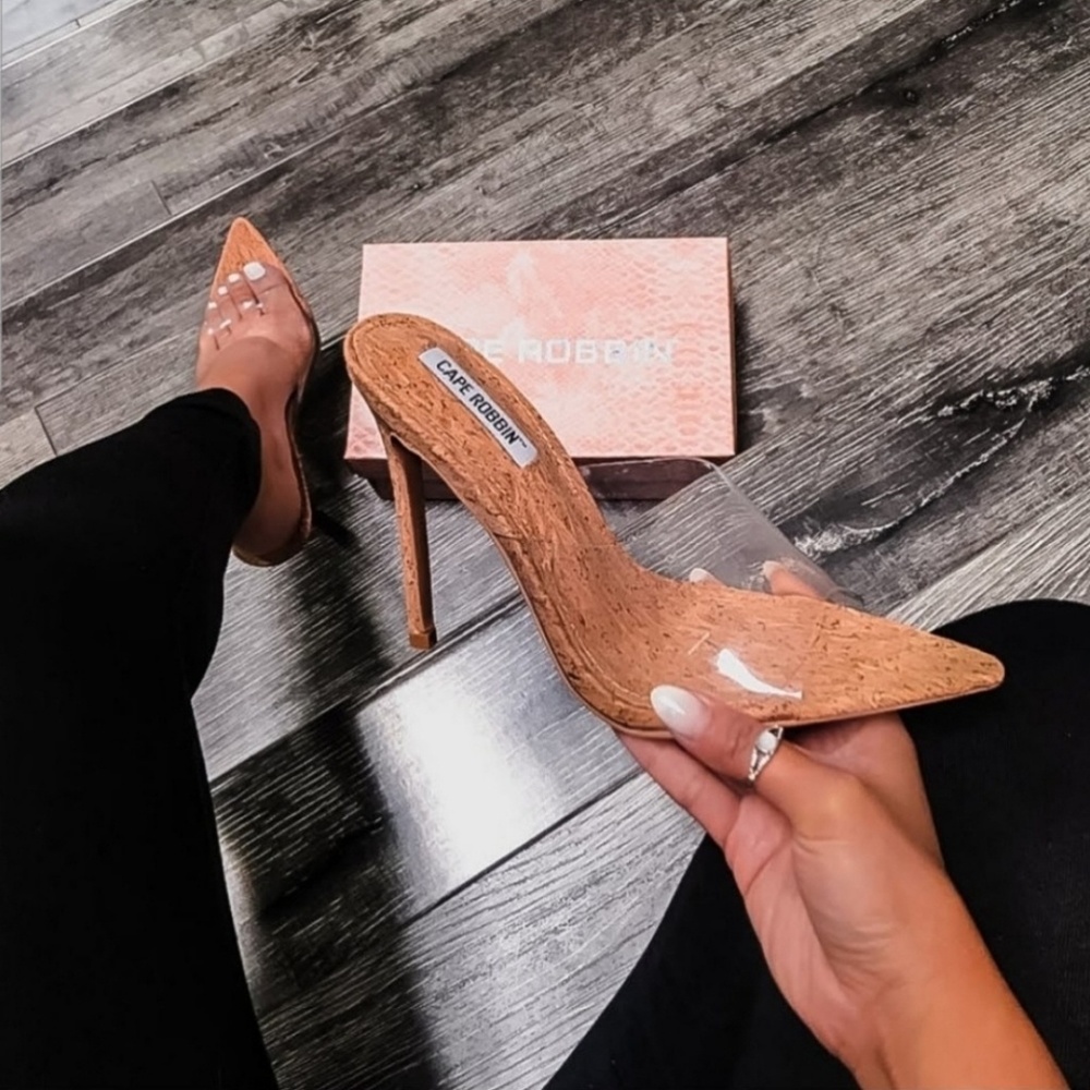 ❤Cape Robbin Clear Lucite Heels🔥🔥👠